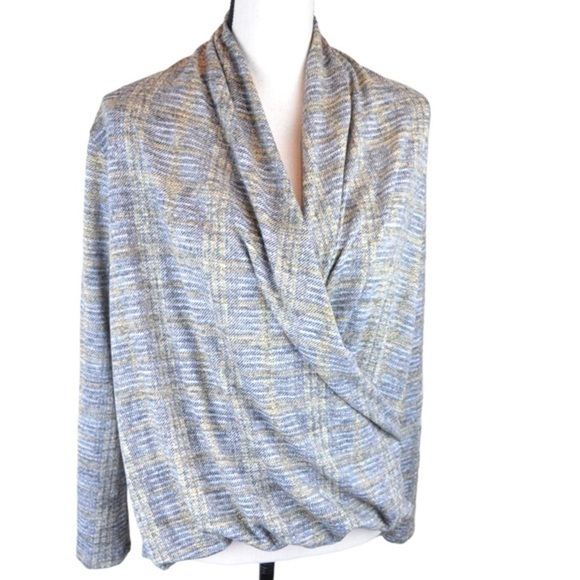 NWT Ariella Faux Wrap Crossover Loose Fit Top, Size Small - Picture 1 of 7